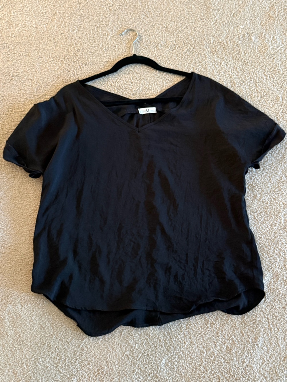Black V-Neck Short Sleeve Blouse Women’s Size L